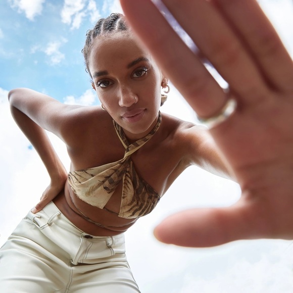 Motel Rocks Katara Strappy Top Herlom Flare Trouser in Tiger Brown 2 piece set - Picture 6 of 7